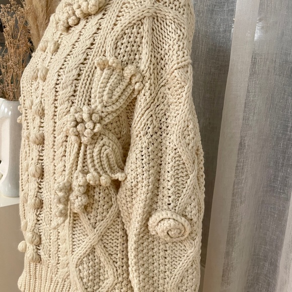 Beautiful Oversized Zara Cable Sweater - Picture 4 of 5